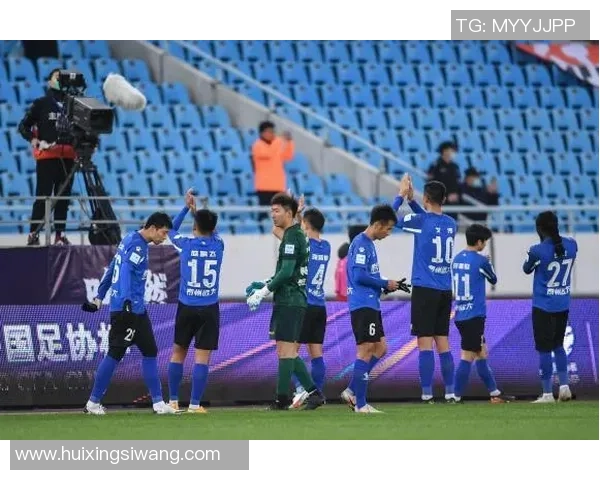 四川蓝鲸迎战山西球队决战赛场谁能笑到最后