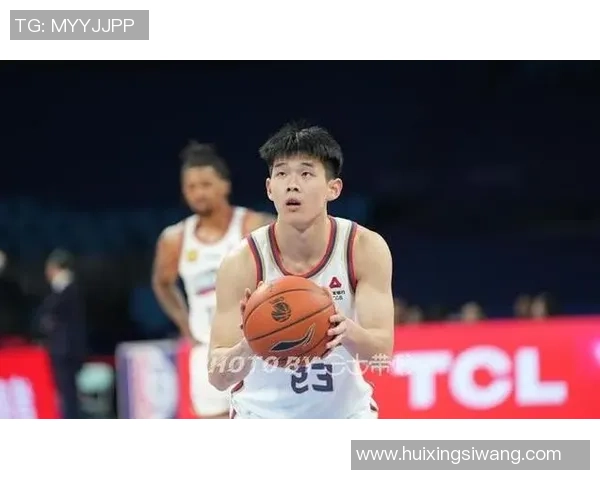 中国男篮夏季联赛精彩对决揭幕球员表现引发球迷热议与期待