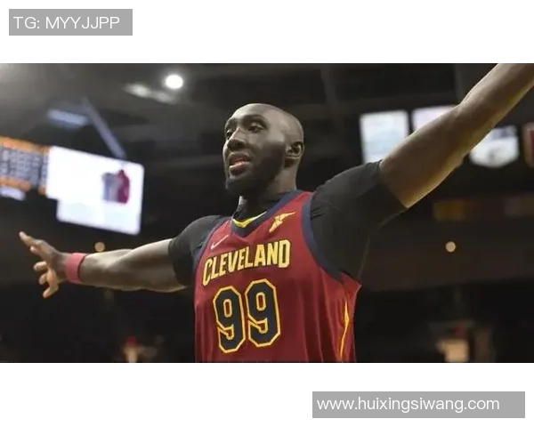 塔科法尔与马刺的精彩对决分析及赛后点评